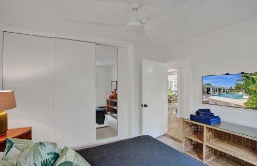 New! Waterfront Heated Pool, Fishing Pier, Designer Touches, 2mi to Beach - Photo 35