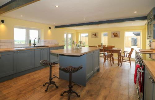 Muddy Udders Dairy - Photo 5