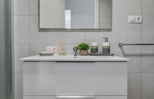 Luxury apartment city center - Photo 14