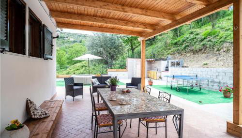 Gorgeous Home In Laureana Cilento - Photo 2
