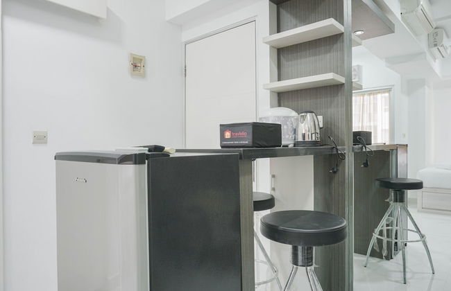 Comfort Studio at Menteng Square Apartment - Photo 10