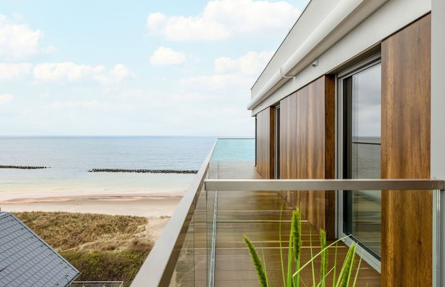 Blue Apartment With Sea View by Renters - Photo 48