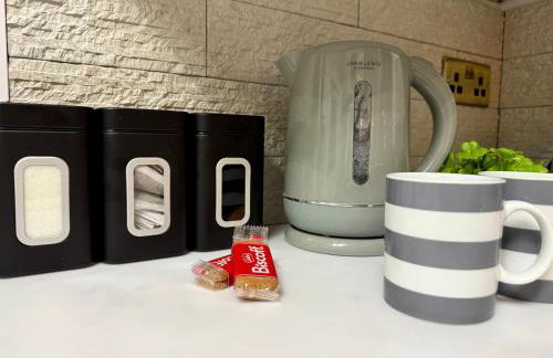 Modern 3 Bedroom Bungalow, EV Friendly, Parking Included - Foto 74