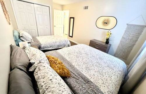 *Prime Pad * King Bed * Long Term Stays* - Foto 13