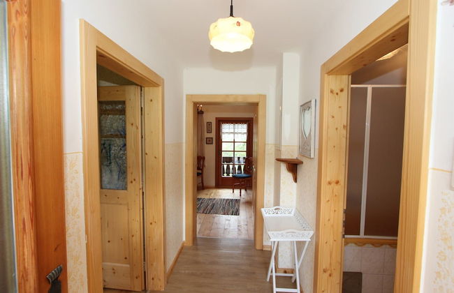 Peaceful Cottage Near Ski Area in Gmund - Photo 44