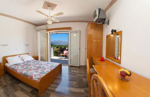 Nikos Studios and Apartments - Photo 47