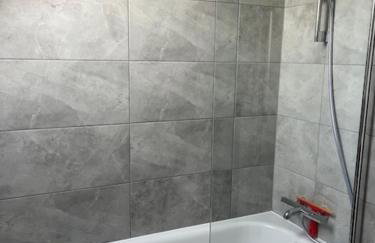 Beautiful house in Poole with parking, 2 bed & 2 bathroom - Foto 28