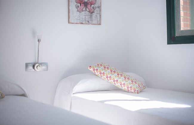 Modern House For Families (R77) - Photo 4