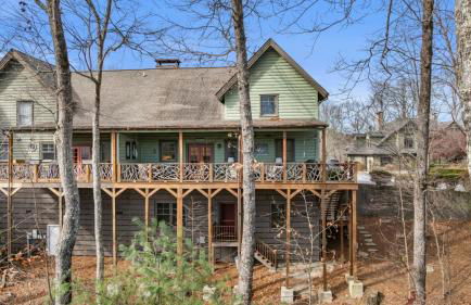 Lodge with Grill, Fireplace and Club Access - Foto 47