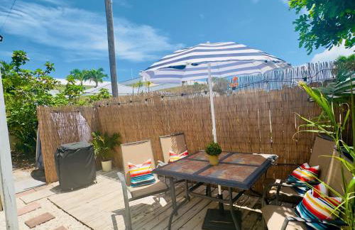 Steps to Sand - Free Parking - No Crowds - Grill - Foto 27