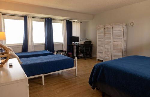 Beach Getaway in Amelia - Ocean Views & Room for 8 - Foto 46