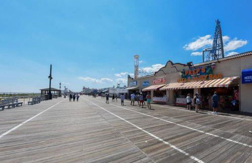 Downtown Delight - Cozy 2 Bedroom in Ocean City - Foto 26