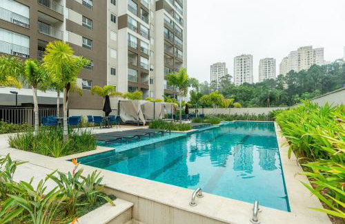 Studio Decorado Moderno ao lado Metrô Giovanni com Varanda - Acomoda até 4 pessoas - Foto 20