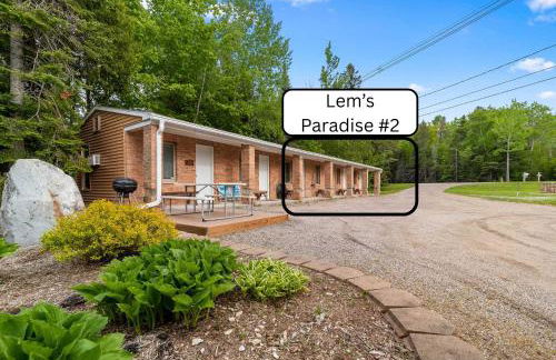 Lakefront Cabin Mackinac Views Firepit - Foto 10