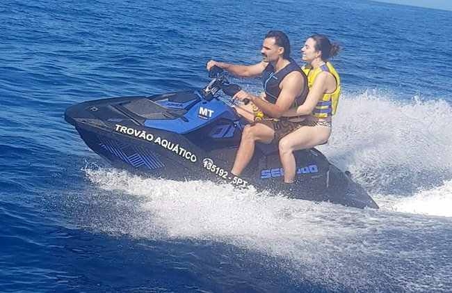 Vive una actividad inolvidable con nuestras motos acuáticas - Foto 3