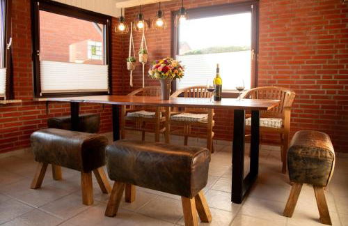 Großes Ferienhaus mit 4 Schlafzimmern - Foto 2