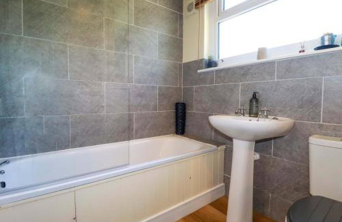 The Studio - Photo 16