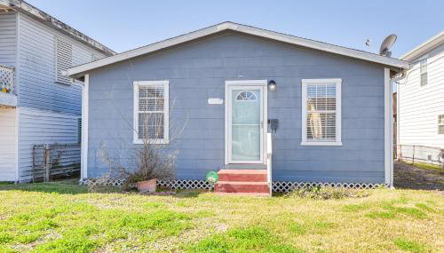 Less Than 1 Mi to Beach! Family-Friendly Galveston Home - Foto 3