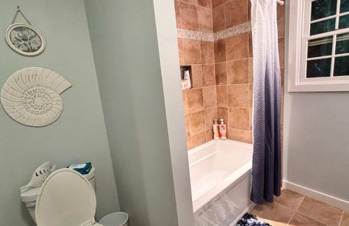 Spectacular Suttons Bay Stay - Game Room Kayaks Pizza Oven & More - Foto 52