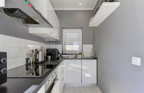 Open View Apartment by Wonderful Italy - Photo 16