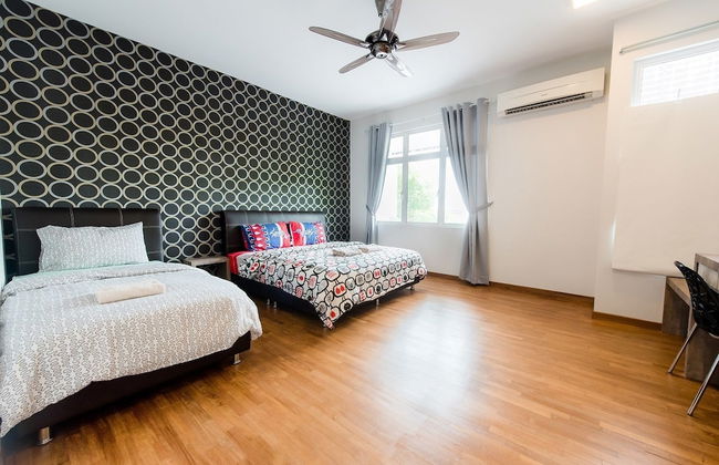 New Corner Shamrock Beach Villas Seaview - Photo 9