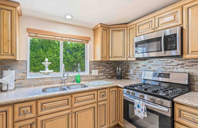 6BR Palm Springs Pool Home by ELVR -3097 - Foto 13