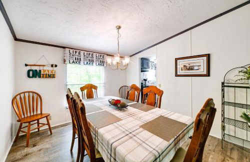 Quiet Horseshoe Hill House By Lake Barkley! - Photo 6