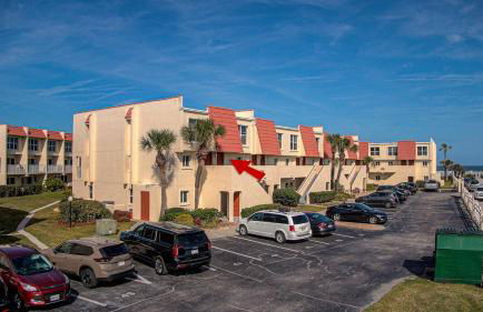 Beautiful Ocean Side 2 Bedroom Condo with Pool - Foto 18