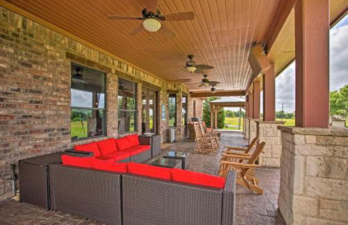 Home with Game Room and Fireplace 14 Mi to McKinney! - Foto 29