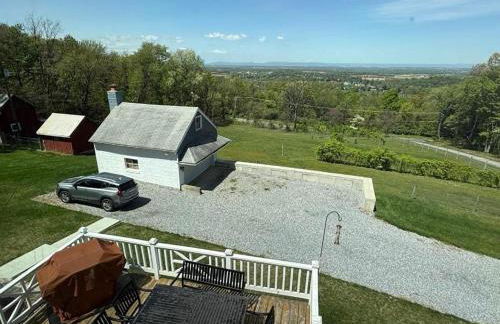 Foxfire - Secluded Zen Retreat with Spa & Views - Photo 43