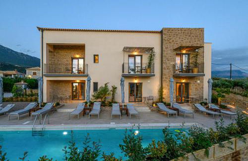 Kannas Mani Luxury Suites -Adults Friendly 14 Plus - Photo 8