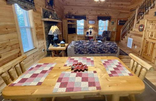 2 bed Cabin HOT TUB close to Helen #16 - Photo 14