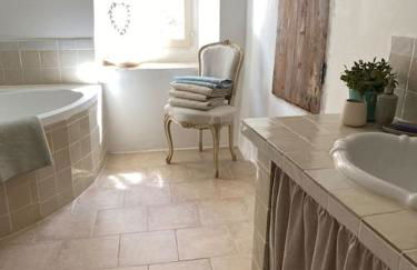 Superbe maison de village et sa terrasse panoramique - Foto 11