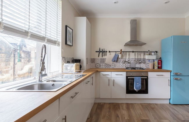 Maya's Glasgow Holiday Homes - Photo 61