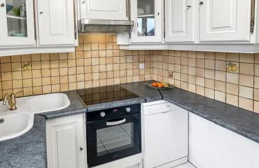 Maison lumineuse, jardin et Wi-Fi gratuit - Foto 13