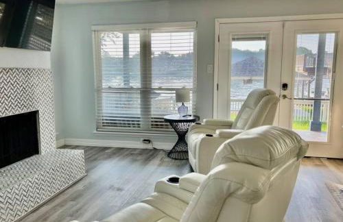 Linda's Lake House Waterfront Home on Lake Conroe - Foto 9