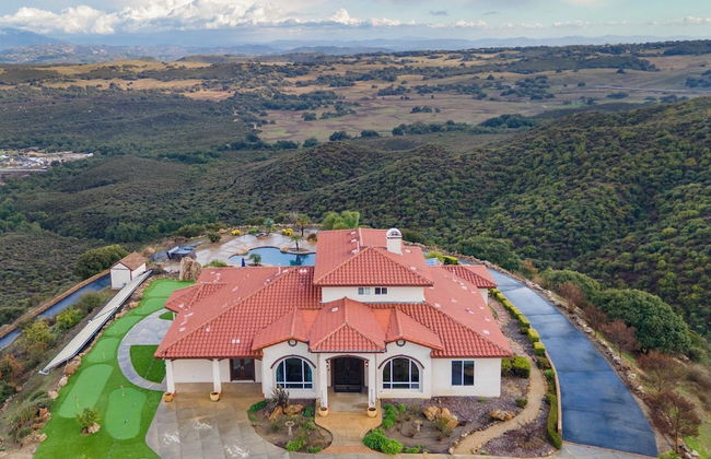 Colina by Avantstay Secluded Mountain Top Oasis w/ Pool, Hot Tub & Putting Green! - Foto 67