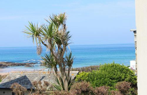 STYLISH, BEACHSIDE apartment, sea views - Foto 16