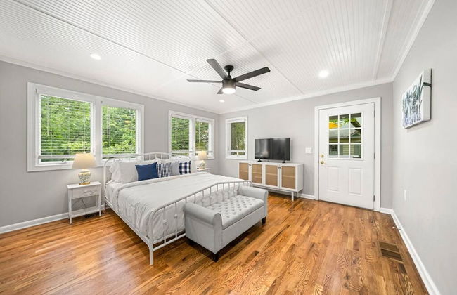 Serene 3BR Home in Historic Downtown Norcross - Foto 1