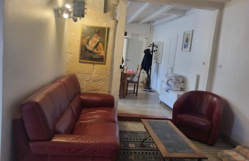 La Maison du Donjon - Gites de 8 personnes, parking privé avec jardin terrasse - Foto 61