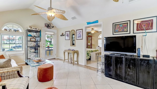 534 N. Fletcher Ave. #1 2 Bedroom Cottage by RedAwning - Foto 3, Habitación