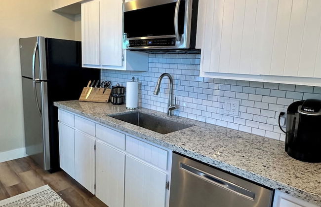 Bisbee Brownstone Suites - Photo 34