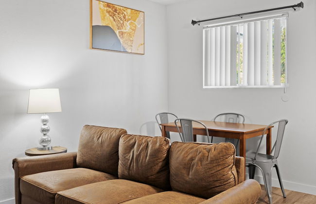 Stylish 1BR Near UT Highland Evonify - Photo 23