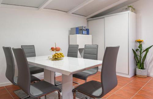 Apartment Annie 2 - Photo 7