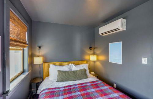 Lakefront Escape with Dock! Hudson Valley Home - Foto 19