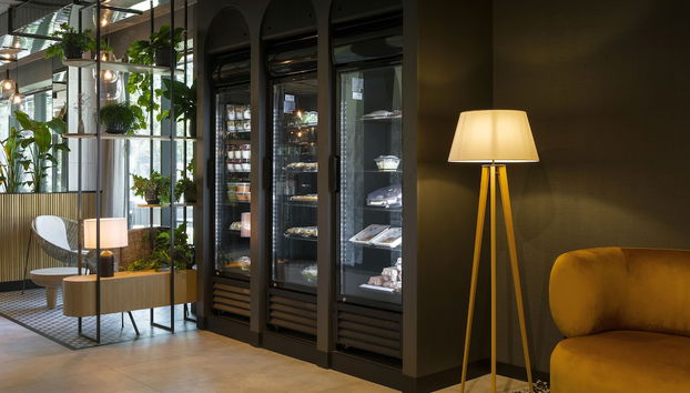 Coin salon dans le hall