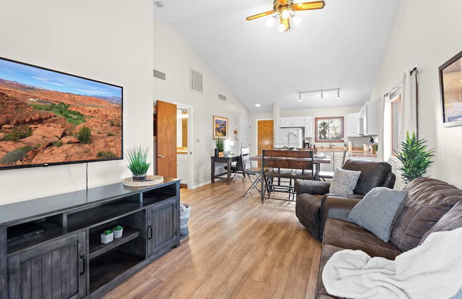 Hikers Hideaway Cozy Resort Condo w/ Pool & More - Foto 10