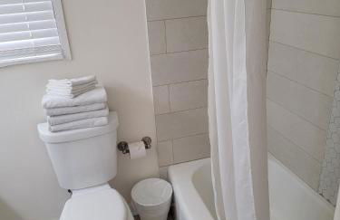 3 bedroom House with Renovated kitchen and bath! - Foto 6