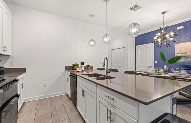 Gorgeous 4 Bd w Pool at Storey Lake Resort 4277 - Photo 21