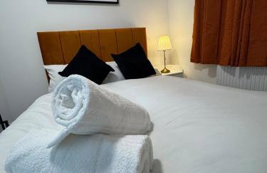 CityBuzz 4 Bedroom House in Nottingham Sleep 7 - Foto 11